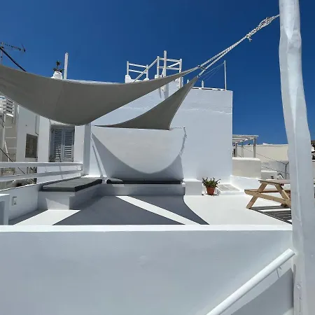 Cycladic Rooftop House In The Heart Of Parikia Casa de Férias