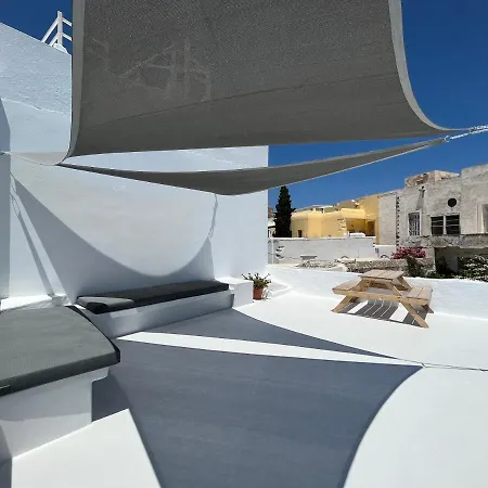 Cycladic Rooftop House In The Heart Of Parikia Casa de Férias