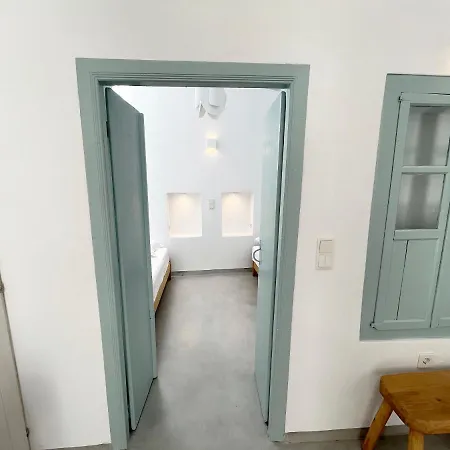 Cycladic Rooftop House In The Heart Of Parikia Casa de Férias *