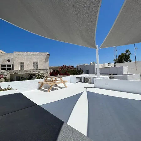 Cycladic Rooftop House In The Heart Of Parikia Casa de Férias *