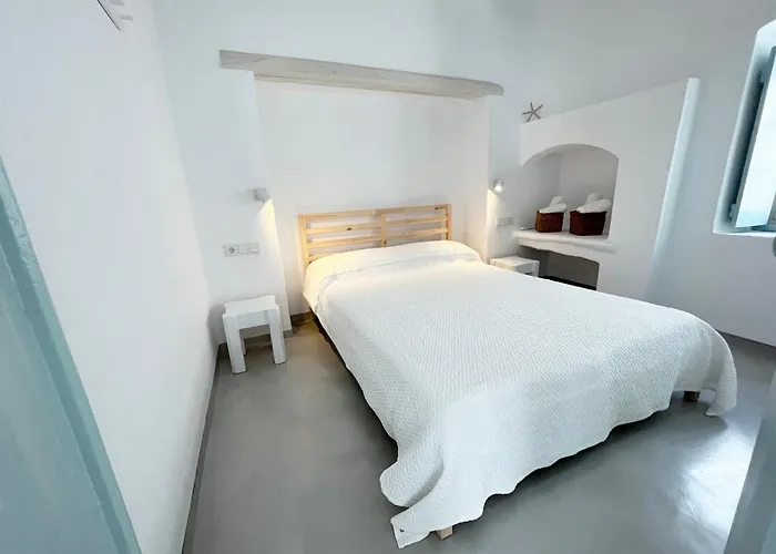 Cycladic Rooftop House In The Heart Of Parikia * Páros