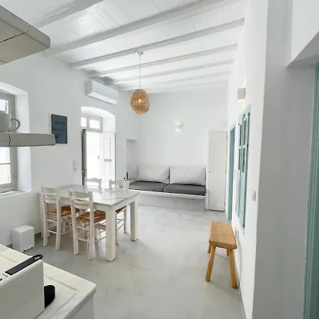 Cycladic Rooftop House In The Heart Of Parikia *